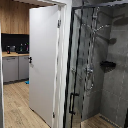 Daire Mieszkanie W Nowym Apartamentowcu Obok Ch Arena, Prywatny Parking Gliwice