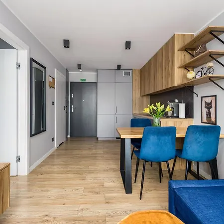 Apartment Mieszkanie W Nowym Apartamentowcu Obok Ch Arena, Prywatny Parking