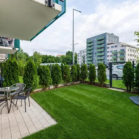 Apartment Mieszkanie W Nowym Apartamentowcu Obok Ch Arena, Prywatny Parking Gliwice