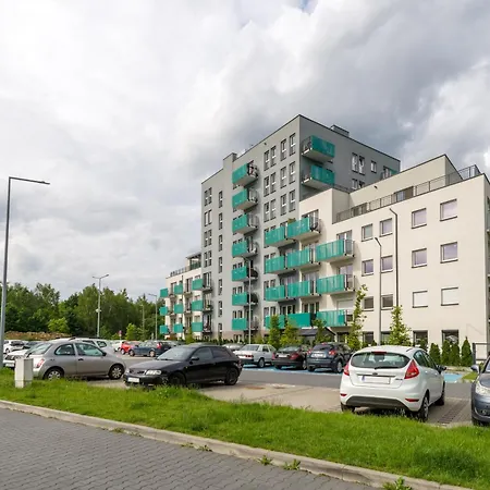 Apartment Mieszkanie W Nowym Apartamentowcu Obok Ch Arena, Prywatny Parking